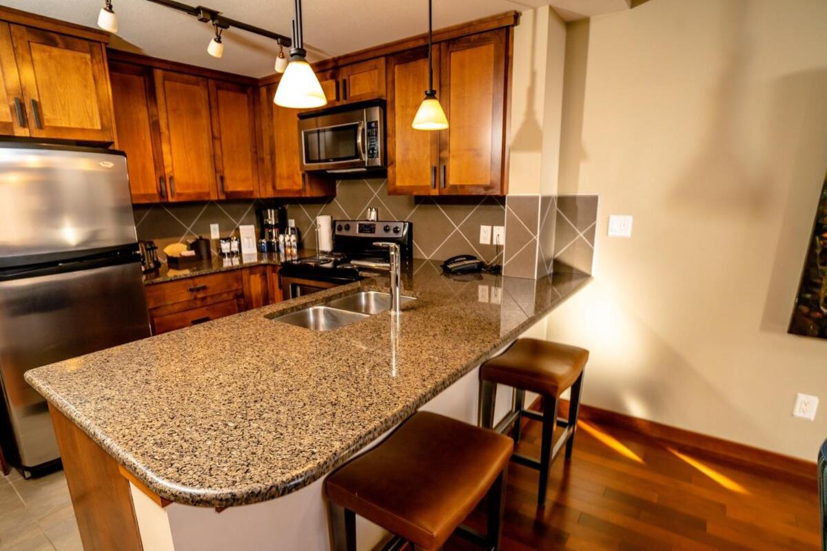 The Raven Suite At Stoneridge Mountain Resort Canmore Exterior photo
